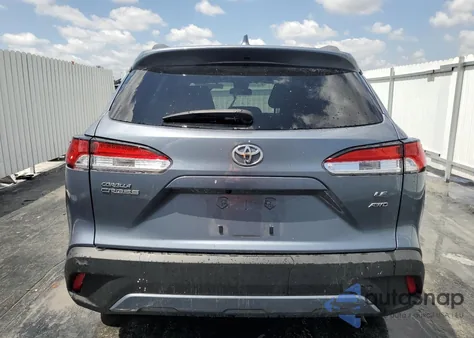 2022 Toyota Corolla Cross Le из США, поврежденный, VIN 7MUCAABG6NV026140